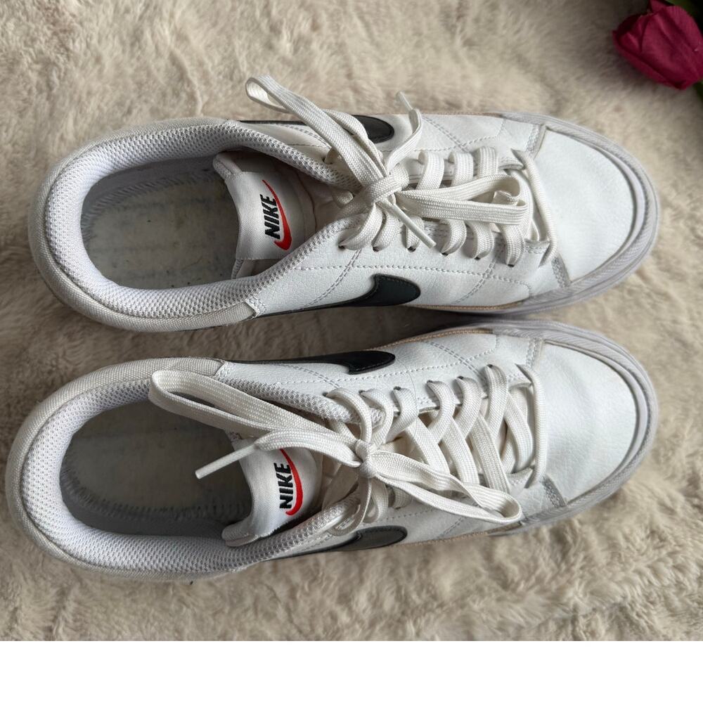 Nike Court Legacy Lift - Size 9.5 - Picture 2 of 6